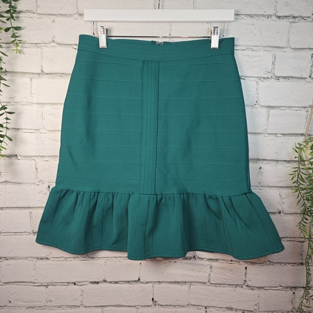 RIVIR GREEN FORM FITTING ZIP SKIRT MINI STRETCH RUFFLE BOTTOM WOMENS SIZE L